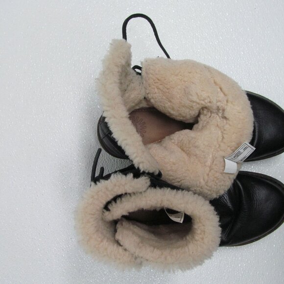 UGG Australia Caspia Genuine Leather Sheepskin Boots size 10 - Picture 7 of 10